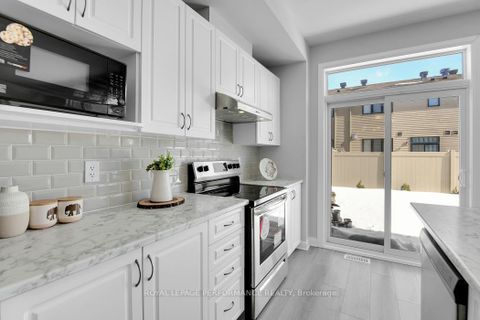 Photo 18 at 177 Namaste Walk, Nepean (Heritage Park), Ottawa