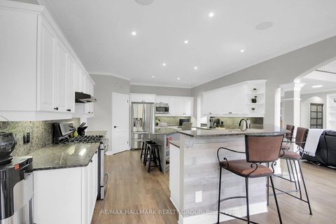 Photo 10 at 13 Beechgrove Gardens, Stittsville (South), Stittsville