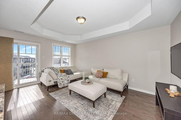 Photo 9 at 7 - 486 Via Verona Avenue, Nepean (Longfields), Ottawa
