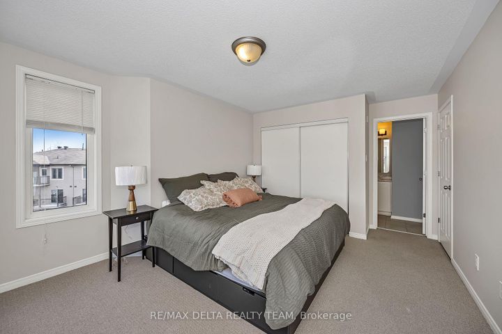 Photo 17 at 7 - 486 Via Verona Avenue, Nepean (Longfields), Ottawa