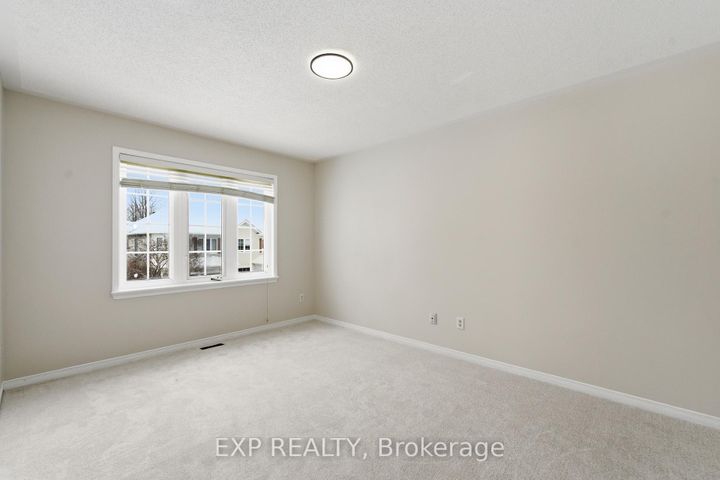 Photo 21 at 30 Fieldberry Private, Nepean (Stonebridge), Ottawa