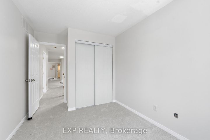 Photo 24 at 30 Fieldberry Private, Nepean (Stonebridge), Ottawa