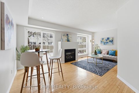 Photo 5 at 30 Fieldberry Private, Nepean (Stonebridge), Ottawa