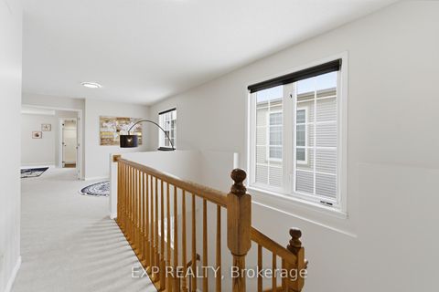 Photo 13 at 30 Fieldberry Private, Nepean (Stonebridge), Ottawa