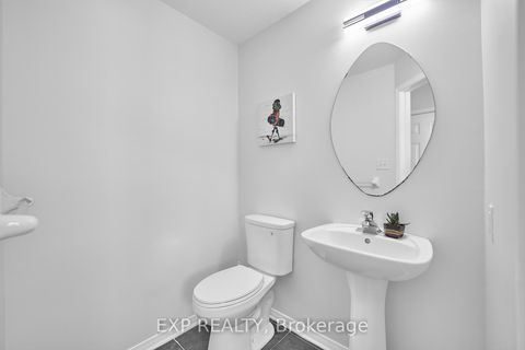 Photo 31 at 30 Fieldberry Private, Nepean (Stonebridge), Ottawa
