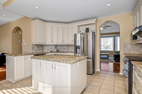 Photo 8 at 326 Dawnlight Street, Avalon East, Orleans