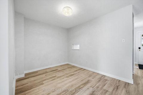 Photo 9 at 5 - 228 Millroad Way, Chatelaine Village, Orleans