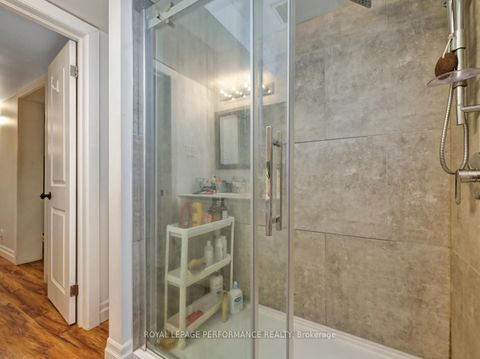 Photo 7 at 342 Frank Street, Ottawa Centre