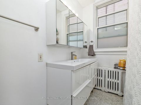 Photo 13 at 342 Frank Street, Ottawa Centre