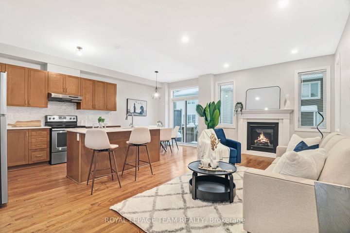 Photo 7 at 918 Kilbirnie Drive, Nepean (Half Moon Bay), Ottawa