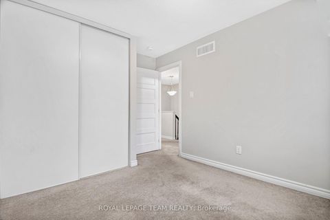 Photo 25 at 918 Kilbirnie Drive, Nepean (Half Moon Bay), Ottawa