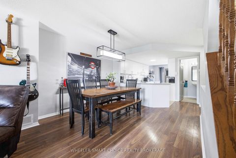 Photo 20 at 432 Hillsboro Private, Emerald Meadows/Trailwest, Kanata