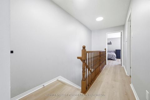 Photo 25 at 432 Hillsboro Private, Emerald Meadows/Trailwest, Kanata