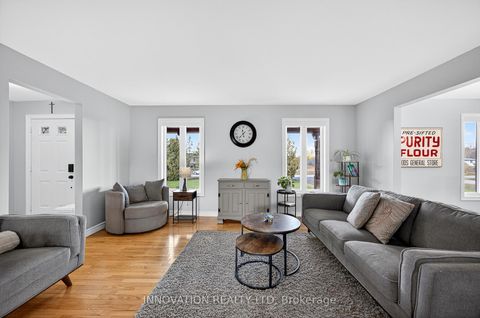 Photo 9 at 201 Greystone Crescent, Mississippi Mills (Ramsay) Twp, Mississippi Mills