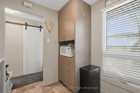 Photo 6 at 78 - 6821 Bilberry Drive, Convent Glen North, Orleans