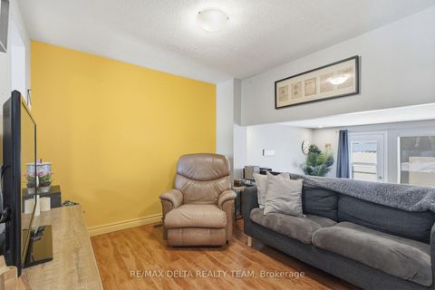 Photo 8 at 78 - 6821 Bilberry Drive, Convent Glen North, Orleans