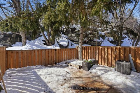 Photo 22 at 78 - 6821 Bilberry Drive, Convent Glen North, Orleans