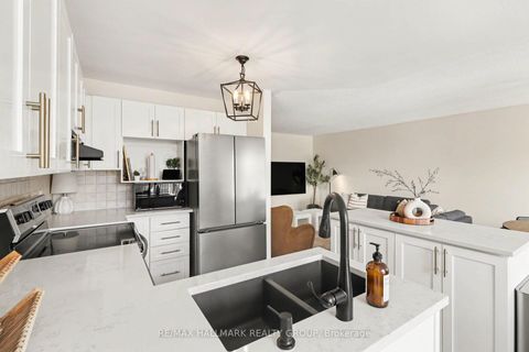 Photo 13 at 2229 Brockstone Crescent, Avalon East, Orleans