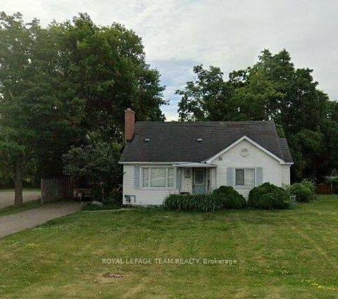 Photo 0 at 258 Daniel Street S, Arnprior