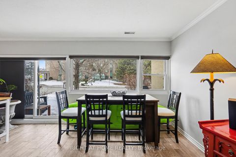Photo 9 at 121 - 12 CORKSTOWN Road, Nepean (Lakeview Park), Ottawa