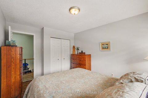 Photo 17 at 121 - 12 CORKSTOWN Road, Nepean (Lakeview Park), Ottawa