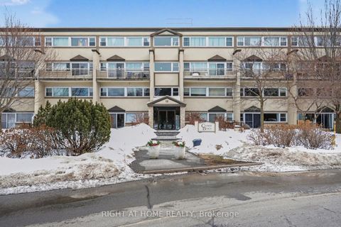 Photo 30 at 121 - 12 CORKSTOWN Road, Nepean (Lakeview Park), Ottawa
