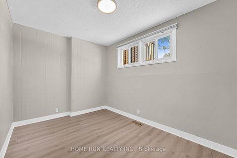 Photo 8 at 1259 Meadowlands Drive E, Nepean (City View/Skyline/Fisher Heights/Parkwood Hills), Ottawa