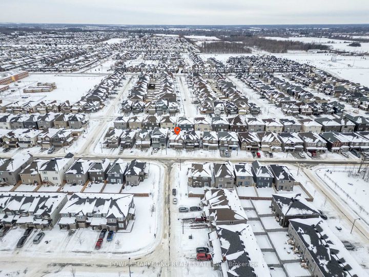 Photo 27 at 143 Robin Easey Avenue, Nepean (Half Moon Bay), Ottawa