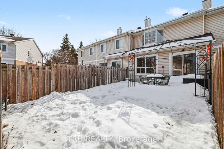 Photo 20 at 37 Daventry Crescent, Nepean (Longfields), Ottawa