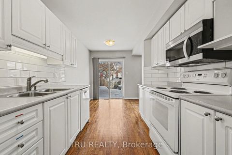 Photo 8 at 37 Daventry Crescent, Nepean (Longfields), Ottawa