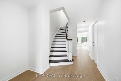 Photo 3 at 74 Shearer Crescent, Katimavik, Kanata