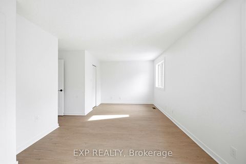 Photo 12 at 74 Shearer Crescent, Katimavik, Kanata