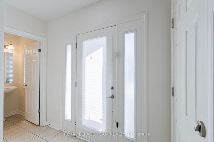 Photo 3 at 637 Clearbrook Drive, Nepean (Strandherd), Ottawa