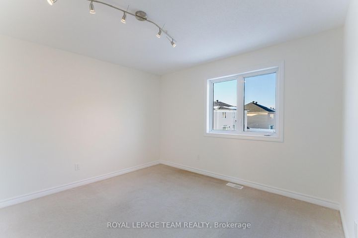 Photo 20 at 637 Clearbrook Drive, Nepean (Strandherd), Ottawa