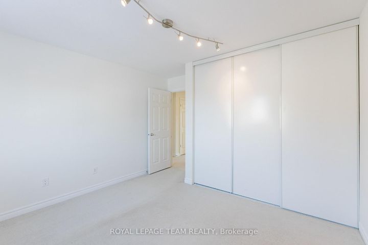 Photo 21 at 637 Clearbrook Drive, Nepean (Strandherd), Ottawa