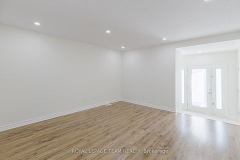 Photo 5 at 637 Clearbrook Drive, Nepean (Strandherd), Ottawa