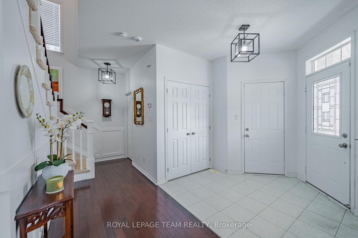 Photo 4 at 156 Sunita Crescent, Nepean (Stonebridge), Ottawa