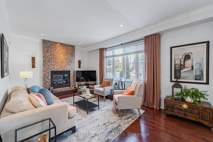 Photo 18 at 156 Sunita Crescent, Nepean (Stonebridge), Ottawa