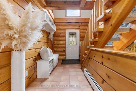 Photo 4 at 9 Hubertine Gate, Remainder of Stittsville & Area, Stittsville