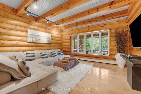 Photo 5 at 9 Hubertine Gate, Remainder of Stittsville & Area, Stittsville