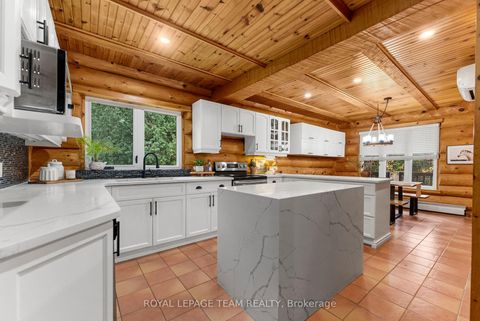 Photo 12 at 9 Hubertine Gate, Remainder of Stittsville & Area, Stittsville