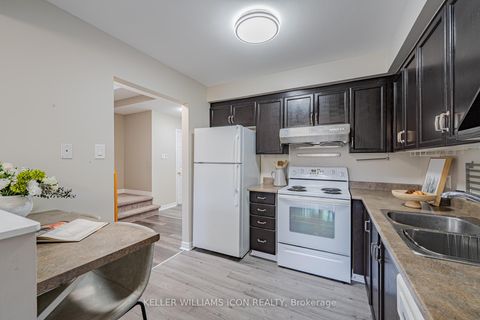 Photo 7 at 48 Blackdome Crescent, Kanata Lakes/Heritage Hills, Kanata