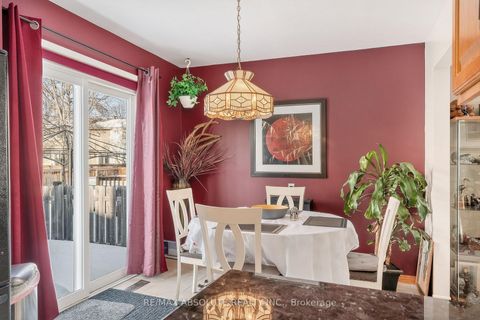 Photo 10 at 1475 Deavy Way, Bilberry Creek/Queenswood Heights, Orleans