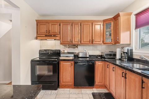 Photo 12 at 1475 Deavy Way, Bilberry Creek/Queenswood Heights, Orleans