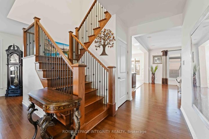 Photo 9 at 561 Egret Way, Nepean (Half Moon Bay), Ottawa