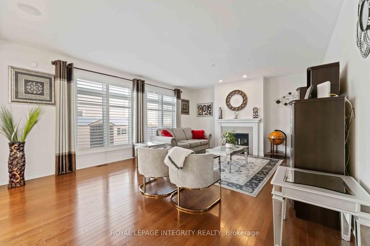 Photo 12 at 561 Egret Way, Nepean (Half Moon Bay), Ottawa