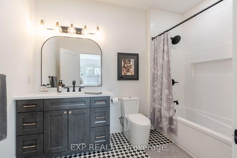 Photo 34 at 12 Viewmount Drive, Nepean (Meadowlands/Crestview), Ottawa