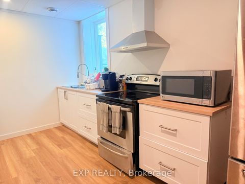 Photo 40 at 12 Viewmount Drive, Nepean (Meadowlands/Crestview), Ottawa