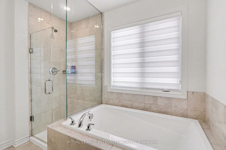 Photo 13 at 105 Mesa Drive, Nepean (Half Moon Bay), Ottawa