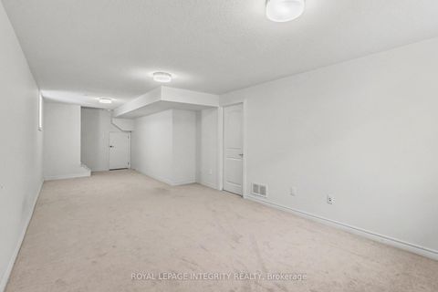 Photo 19 at 105 Mesa Drive, Nepean (Half Moon Bay), Ottawa